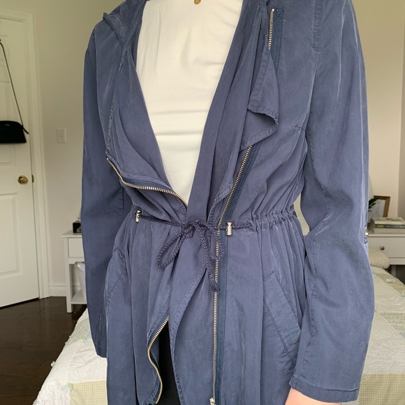 BLUE JACKET - Picture 4 of 7